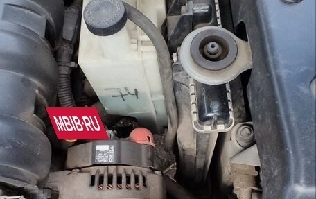 Nissan Tiida, 2004 год, 535 000 рублей, 23 фотография