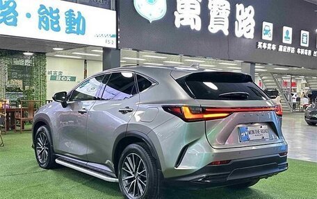 Lexus NX, 2022 год, 3 000 000 рублей, 9 фотография