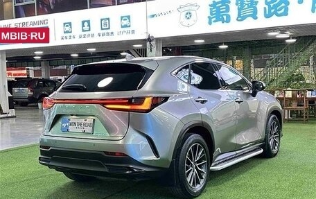 Lexus NX, 2022 год, 3 000 000 рублей, 6 фотография