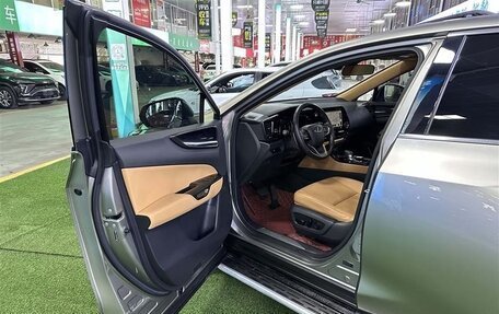 Lexus NX, 2022 год, 3 000 000 рублей, 13 фотография
