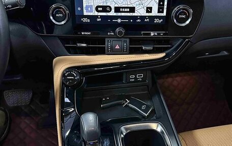 Lexus NX, 2022 год, 3 000 000 рублей, 17 фотография