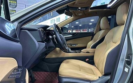 Lexus NX, 2022 год, 3 000 000 рублей, 18 фотография
