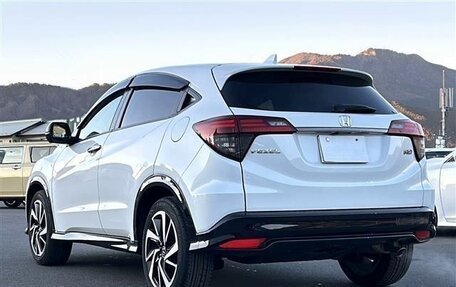 Honda Vezel, 2021 год, 1 410 000 рублей, 6 фотография