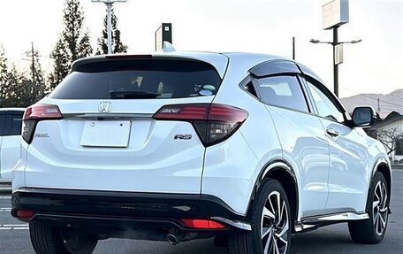 Honda Vezel, 2021 год, 1 410 000 рублей, 4 фотография