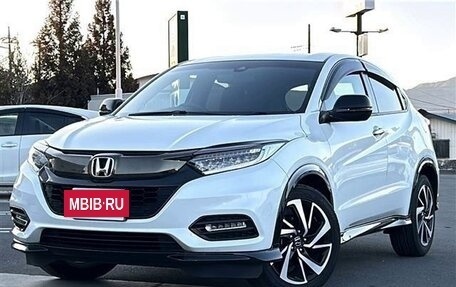 Honda Vezel, 2021 год, 1 410 000 рублей, 3 фотография