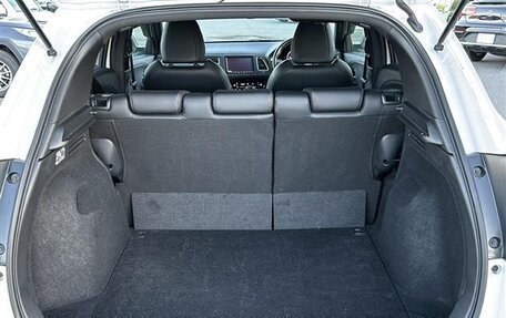 Honda Vezel, 2021 год, 1 410 000 рублей, 18 фотография