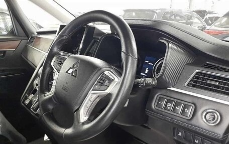 Mitsubishi Delica D:5 I, 2021 год, 2 650 000 рублей, 5 фотография