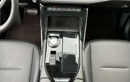 Haval H6, 2022 год, 1 800 000 рублей, 10 фотография