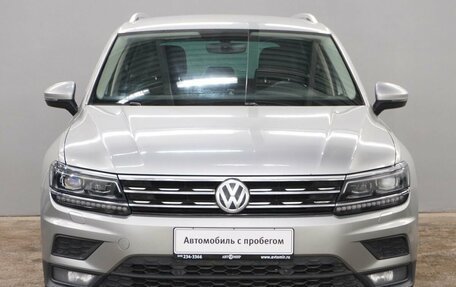 Volkswagen Tiguan II, 2018 год, 2 479 000 рублей, 2 фотография