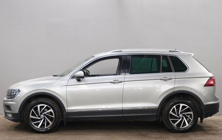 Volkswagen Tiguan II, 2018 год, 2 479 000 рублей, 8 фотография