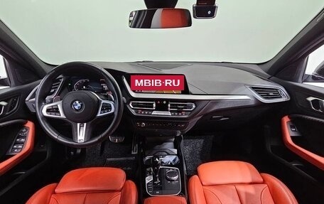 BMW 1 серия, 2022 год, 3 250 000 рублей, 7 фотография