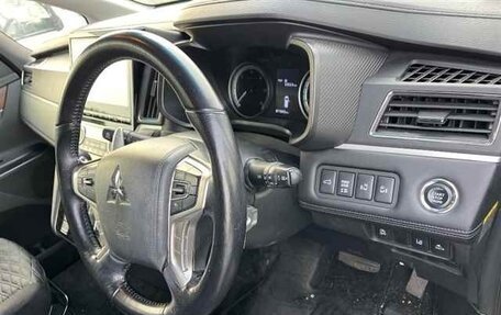Mitsubishi Delica D:5 I, 2021 год, 2 800 000 рублей, 2 фотография
