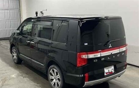 Mitsubishi Delica D:5 I, 2021 год, 2 800 000 рублей, 3 фотография