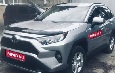 Toyota RAV4, 2021 год, 3 950 000 рублей, 1 фотография