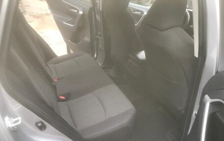 Toyota RAV4, 2021 год, 3 950 000 рублей, 15 фотография