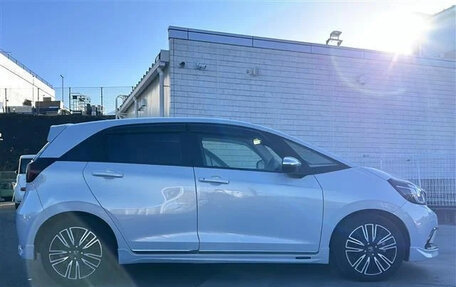 Honda Fit, 2022 год, 1 063 000 рублей, 7 фотография