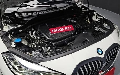 BMW 1 серия, 2022 год, 2 295 066 рублей, 7 фотография