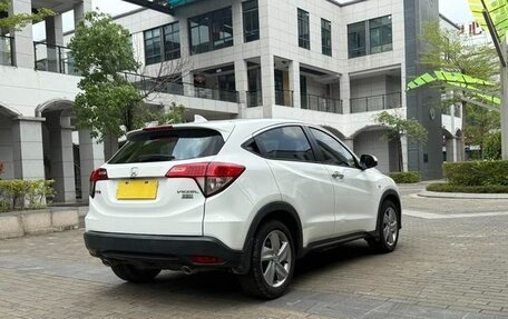 Honda Vezel, 2020 год, 1 550 000 рублей, 6 фотография