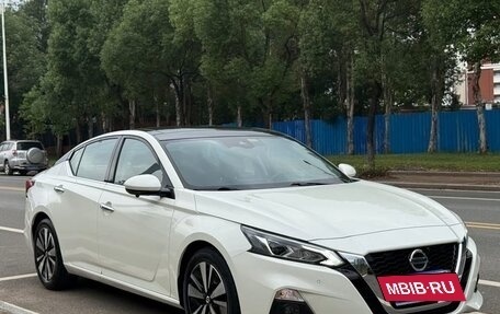 Nissan Altima VI (L34), 2021 год, 2 200 000 рублей, 2 фотография