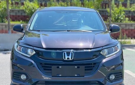 Honda Vezel, 2021 год, 1 600 000 рублей, 2 фотография