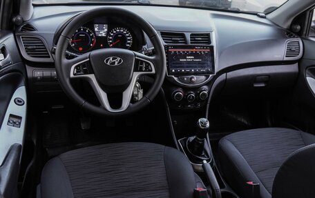 Hyundai Solaris II рестайлинг, 2014 год, 890 000 рублей, 6 фотография