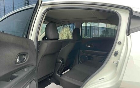 Honda Vezel, 2020 год, 1 570 000 рублей, 8 фотография