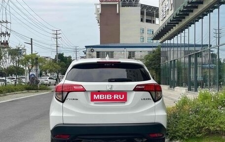 Honda Vezel, 2020 год, 1 570 000 рублей, 5 фотография