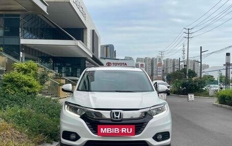 Honda Vezel, 2020 год, 1 570 000 рублей, 2 фотография