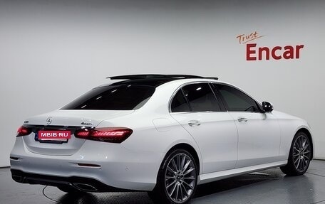 Mercedes-Benz E-Класс, 2021 год, 3 534 000 рублей, 2 фотография
