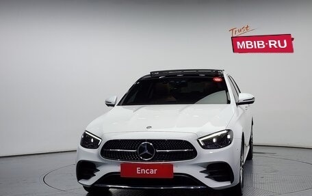 Mercedes-Benz E-Класс, 2021 год, 3 534 000 рублей, 4 фотография