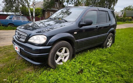 Mercedes-Benz M-Класс, 1999 год, 700 000 рублей, 2 фотография