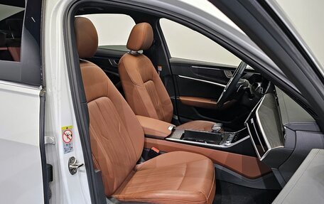 Audi A6, 2022 год, 4 070 000 рублей, 15 фотография