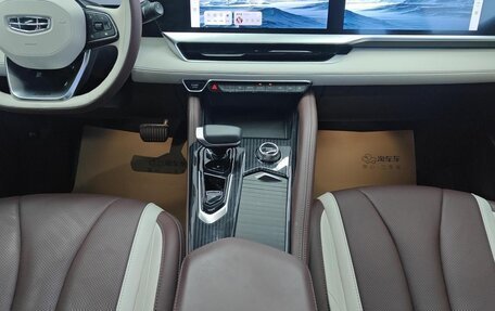 Geely Tugella FY11, 2022 год, 2 210 000 рублей, 6 фотография