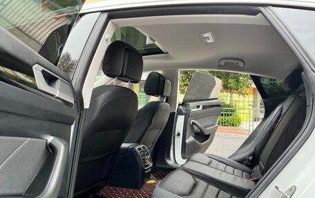 Volkswagen Passat CC, 2021 год, 2 396 548 рублей, 23 фотография