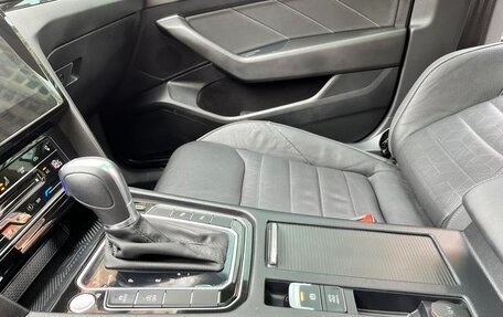 Volkswagen Passat CC, 2021 год, 2 396 548 рублей, 27 фотография