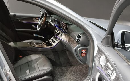 Mercedes-Benz E-Класс, 2021 год, 3 370 000 рублей, 21 фотография