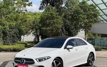 Mercedes-Benz A-Класс, 2022 год, 2 130 000 рублей, 1 фотография