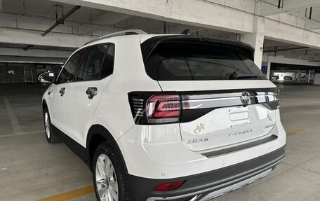 Volkswagen T-Cross I, 2021 год, 1 387 548 рублей, 4 фотография