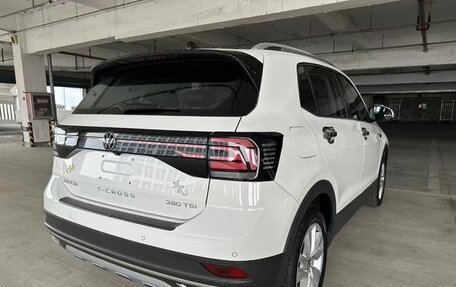 Volkswagen T-Cross I, 2021 год, 1 387 548 рублей, 6 фотография