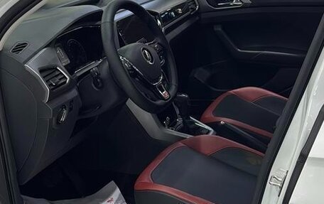 Volkswagen T-Cross I, 2021 год, 1 387 548 рублей, 11 фотография