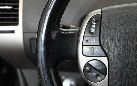 Toyota Prius, 2009 год, 990 000 рублей, 16 фотография