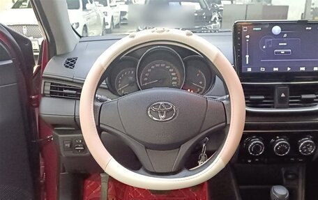 Toyota Yaris XP150 рестайлинг, 2021 год, 1 170 000 рублей, 11 фотография