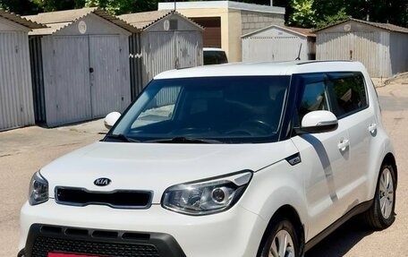 KIA Soul II рестайлинг, 2015 год, 1 550 000 рублей, 3 фотография