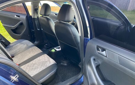 Volkswagen Jetta VI, 2014 год, 1 050 000 рублей, 11 фотография