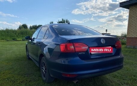Volkswagen Jetta VI, 2014 год, 1 050 000 рублей, 4 фотография