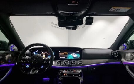Mercedes-Benz E-Класс AMG, 2022 год, 7 000 000 рублей, 6 фотография