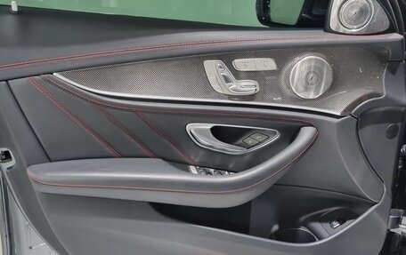 Mercedes-Benz E-Класс AMG, 2022 год, 7 000 000 рублей, 11 фотография