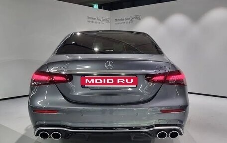 Mercedes-Benz E-Класс AMG, 2022 год, 7 000 000 рублей, 4 фотография