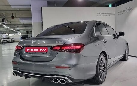 Mercedes-Benz E-Класс AMG, 2022 год, 7 000 000 рублей, 5 фотография