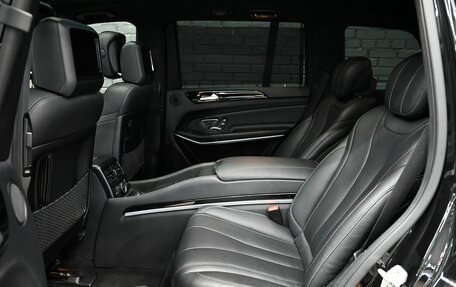 Mercedes-Benz GLS, 2016 год, 4 500 000 рублей, 24 фотография